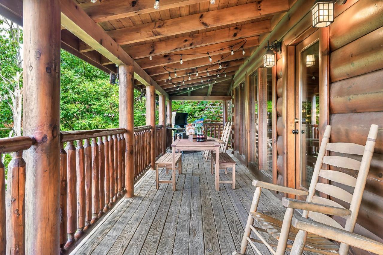 Summer Sale! Pool, Sauna, View, Hottub, Game Sevierville Exteriör bild