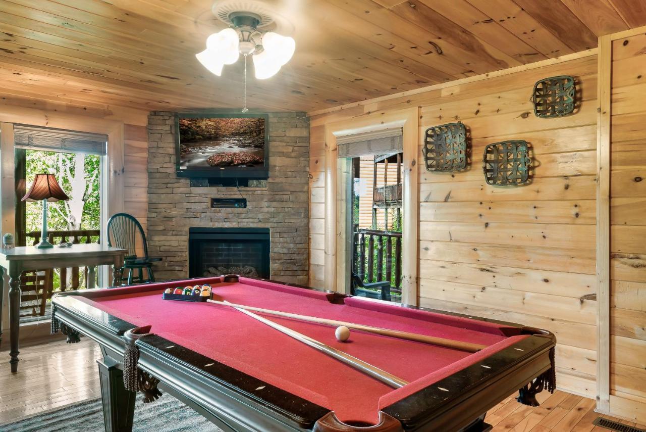 Summer Sale! Pool, Sauna, View, Hottub, Game Sevierville Exteriör bild