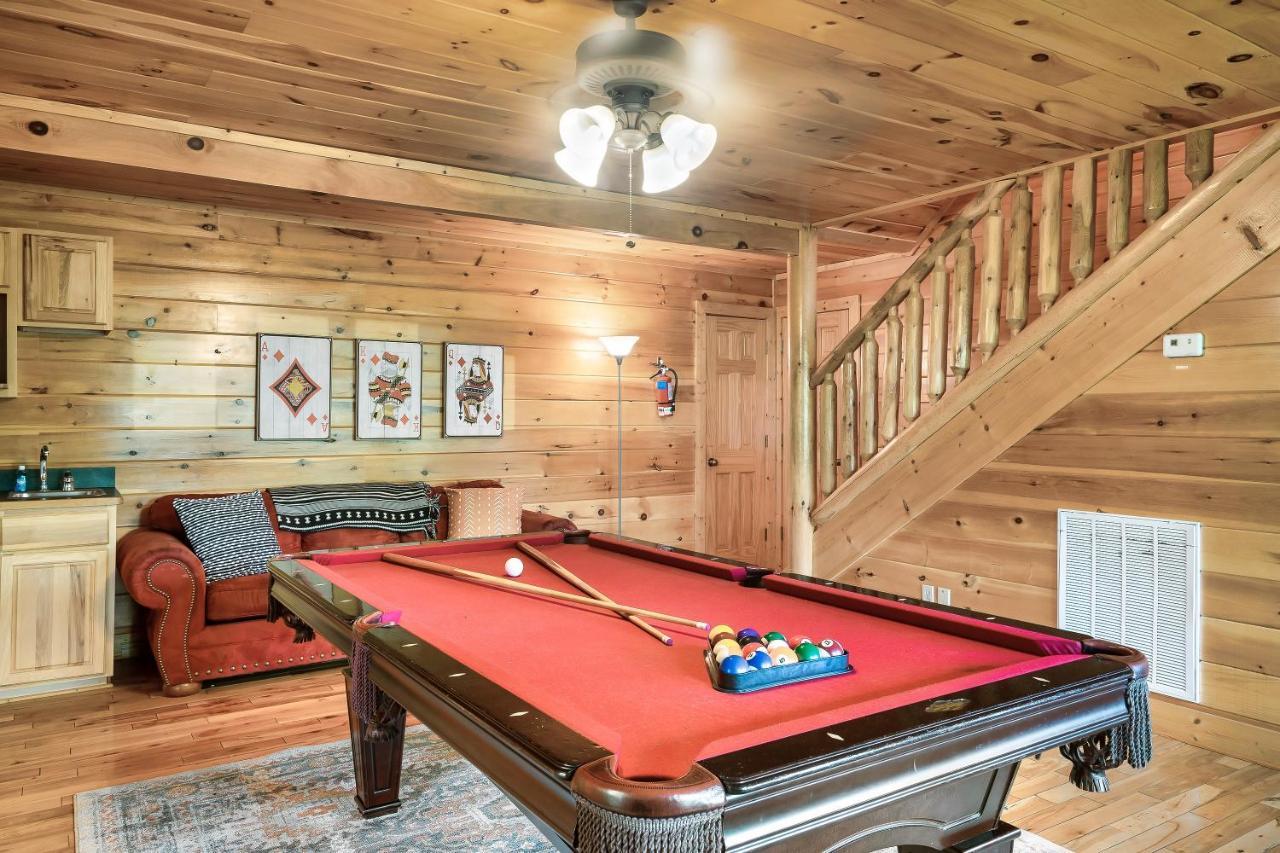 Summer Sale! Pool, Sauna, View, Hottub, Game Sevierville Exteriör bild