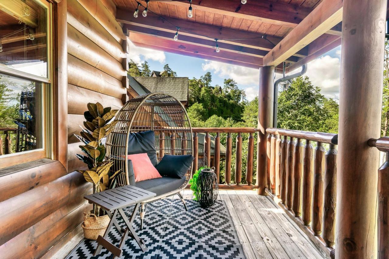 Summer Sale! Pool, Sauna, View, Hottub, Game Sevierville Exteriör bild