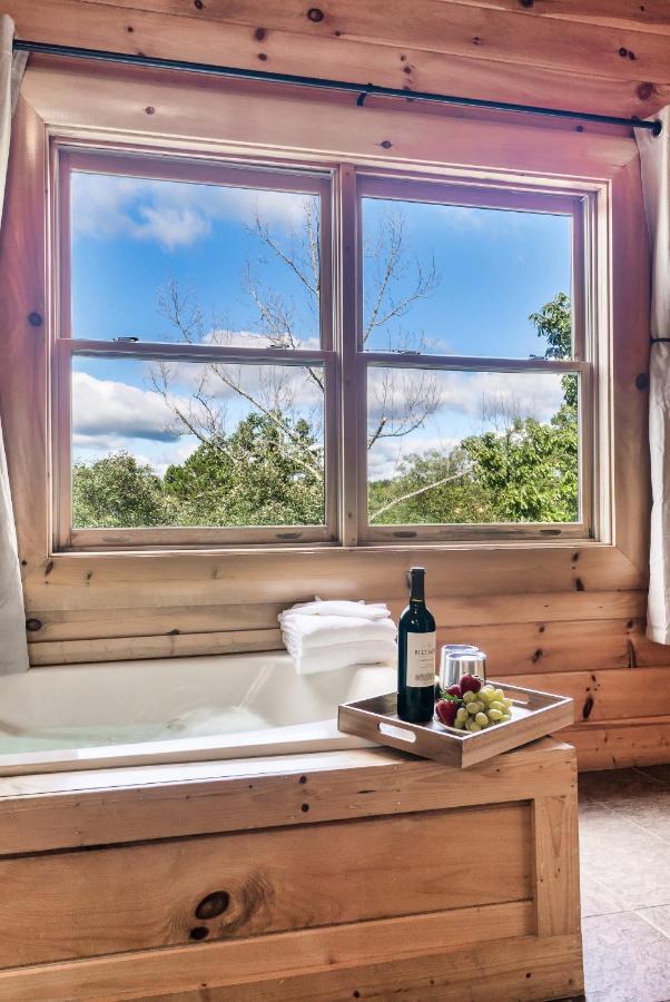 Summer Sale! Pool, Sauna, View, Hottub, Game Sevierville Exteriör bild
