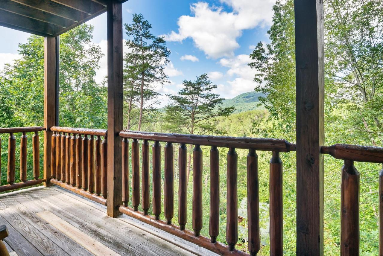 Summer Sale! Pool, Sauna, View, Hottub, Game Sevierville Exteriör bild